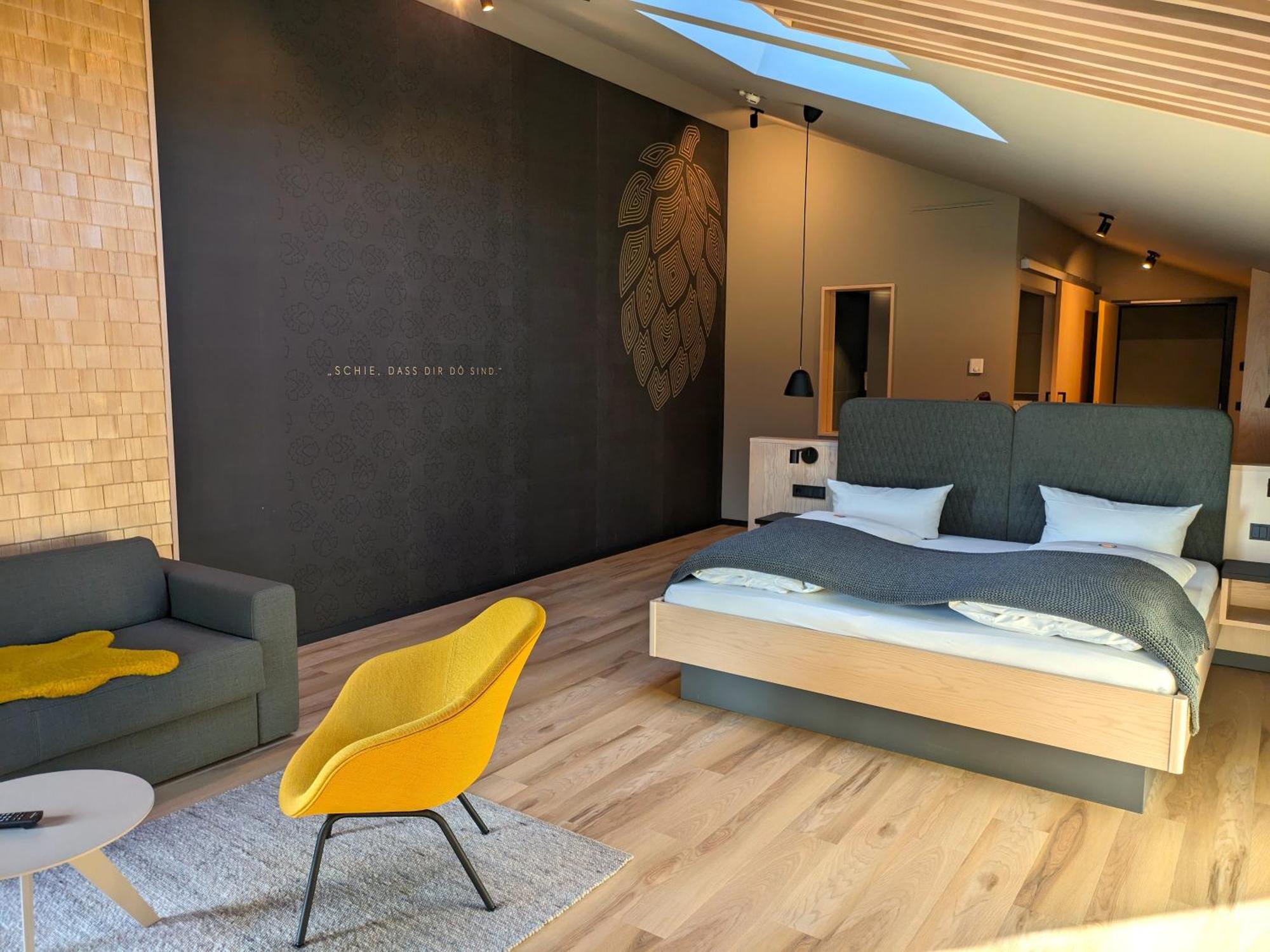 Hotel Zum Goldenen Hirsch ゾントホーフェン エクステリア 写真