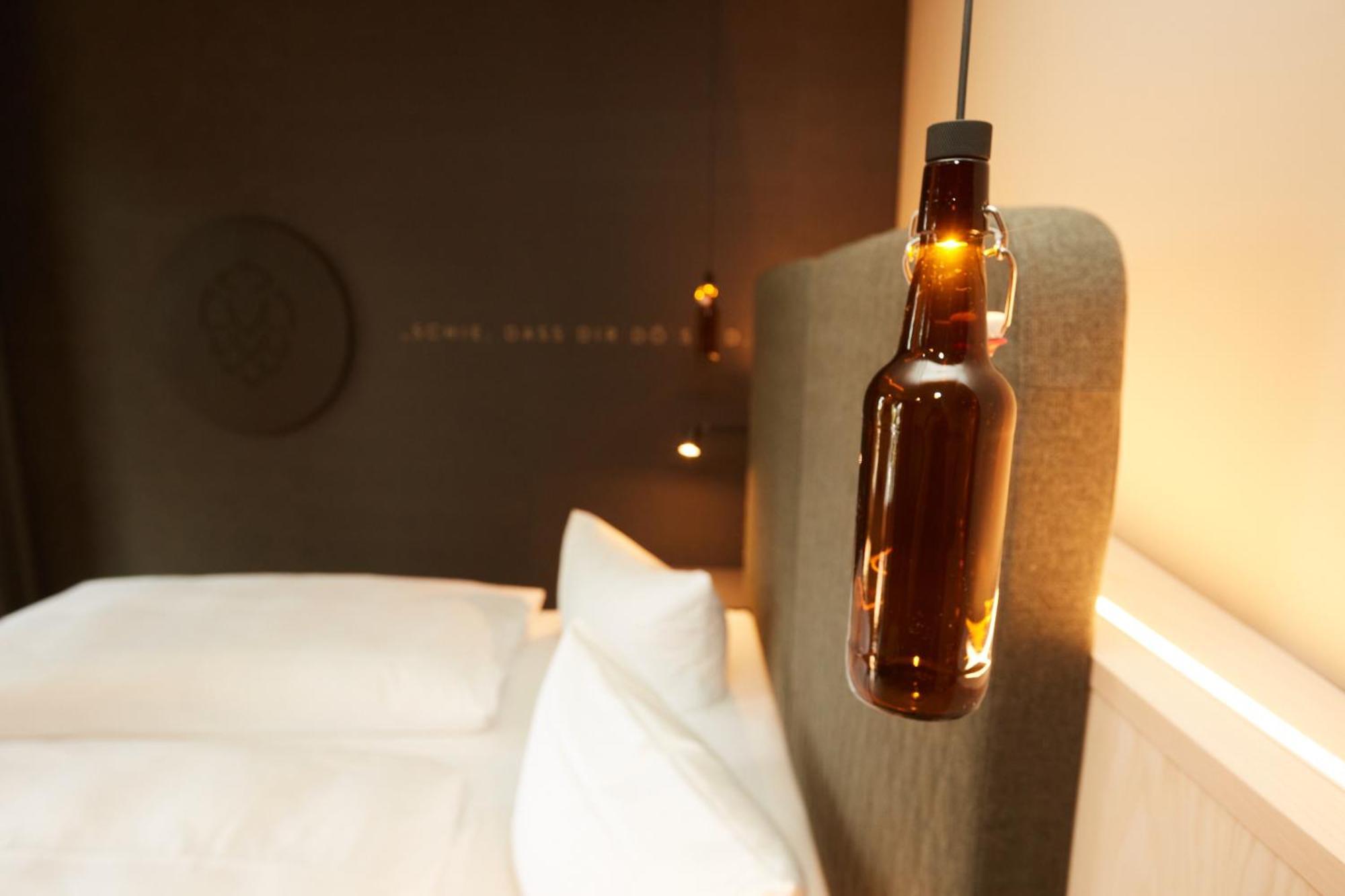 Hotel Zum Goldenen Hirsch ゾントホーフェン エクステリア 写真